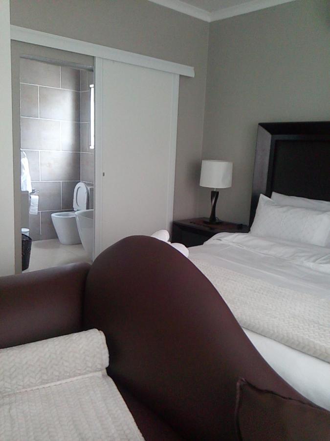 Tlelakufuma Guest House Johannesburg Exterior foto